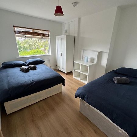 Nice Triple Room At 2 Iveragh Rd-6 Dublin Exterior photo